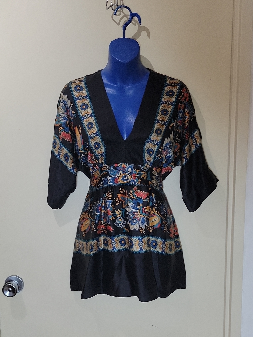 Women’s Floral Border V-Neck Silk Shirt Or Dress